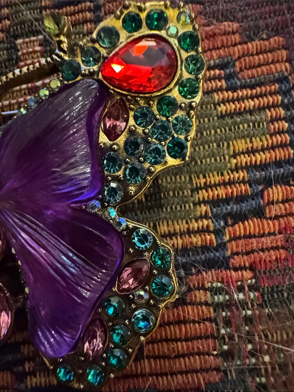 Aratta Silent Journey Purple Butterfly Crystal Brooch - Gold Tone Accent NWOT